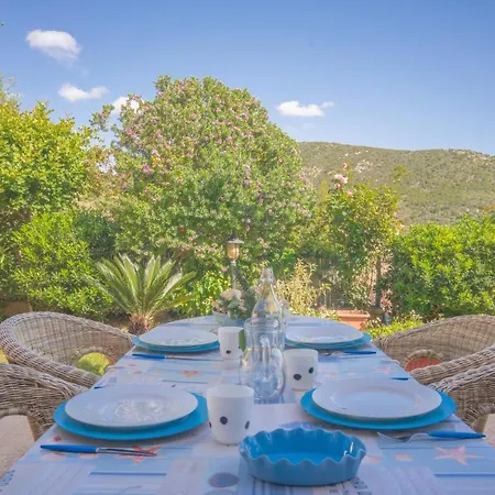 Turchese . . 3 Bdr 2 Bth . Ac Villa *